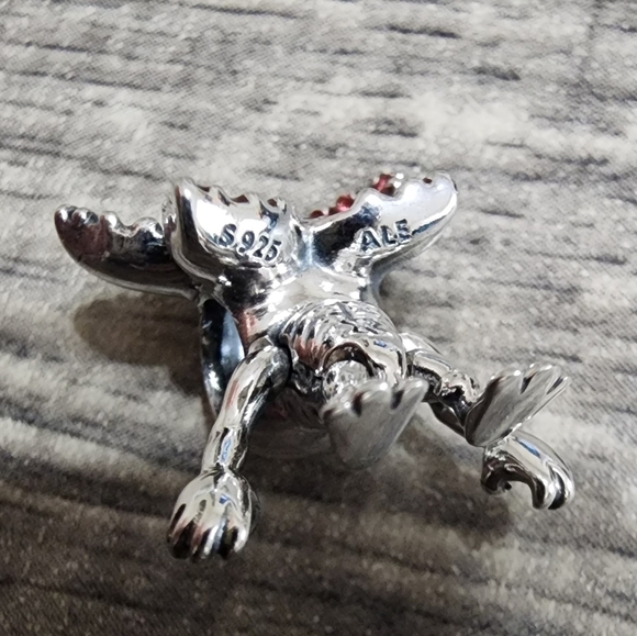 Pandora Stranger Things Moveable Demogorgon Charm - Picture 8 of 9